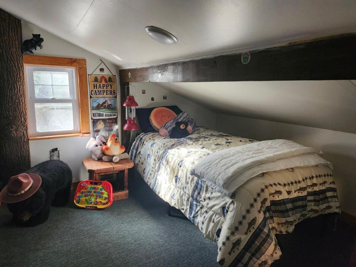 Pet Friendly Creekside Cabin Kooser St Park Somerset Exterior foto
