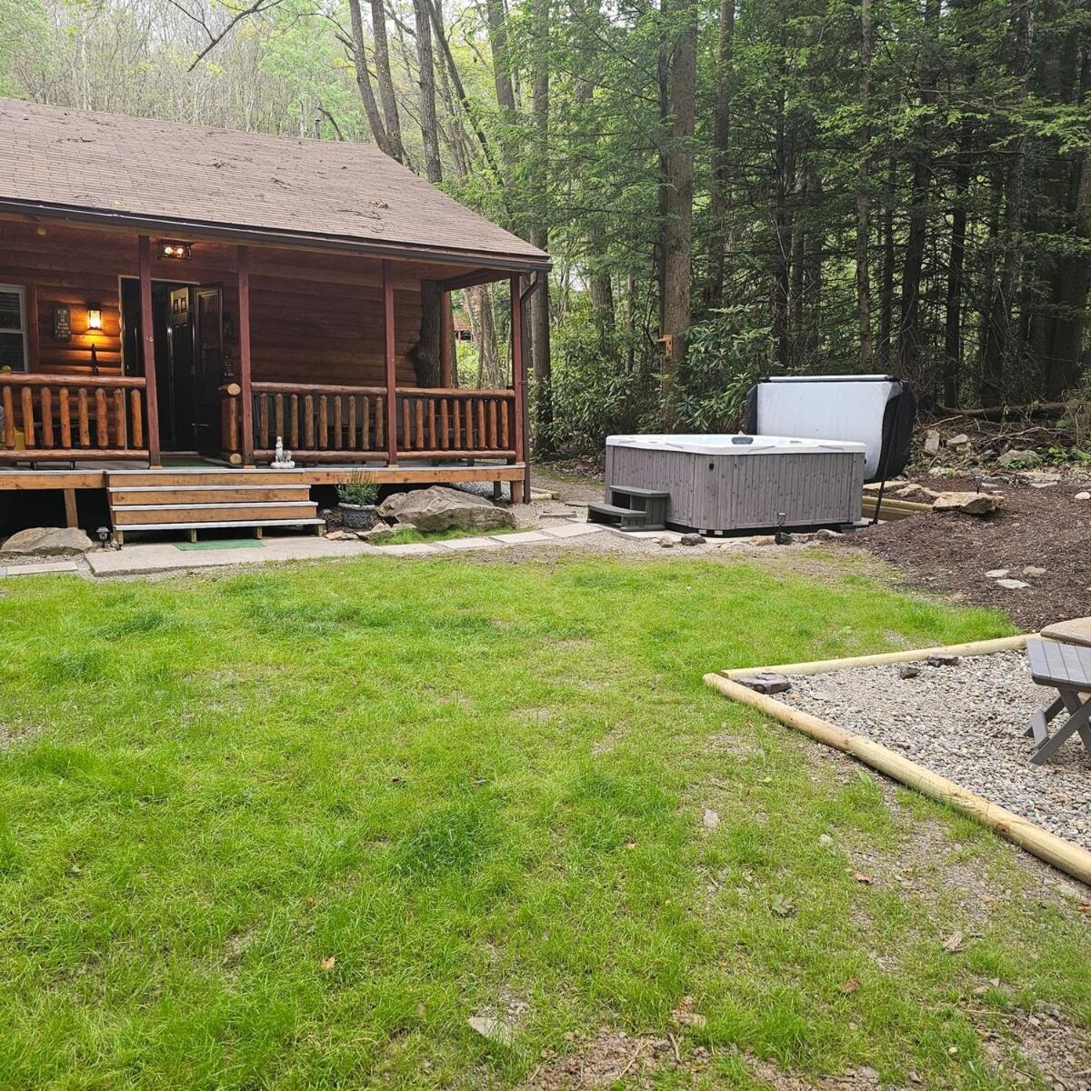 Pet Friendly Creekside Cabin Kooser St Park Somerset Exterior foto